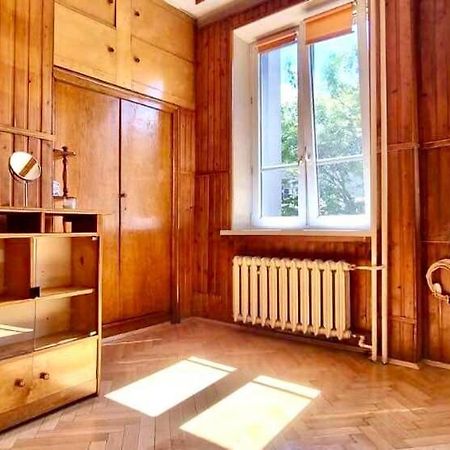 شقة Studio Retro Next To The Market Square In كراكوفيا المظهر الخارجي الصورة